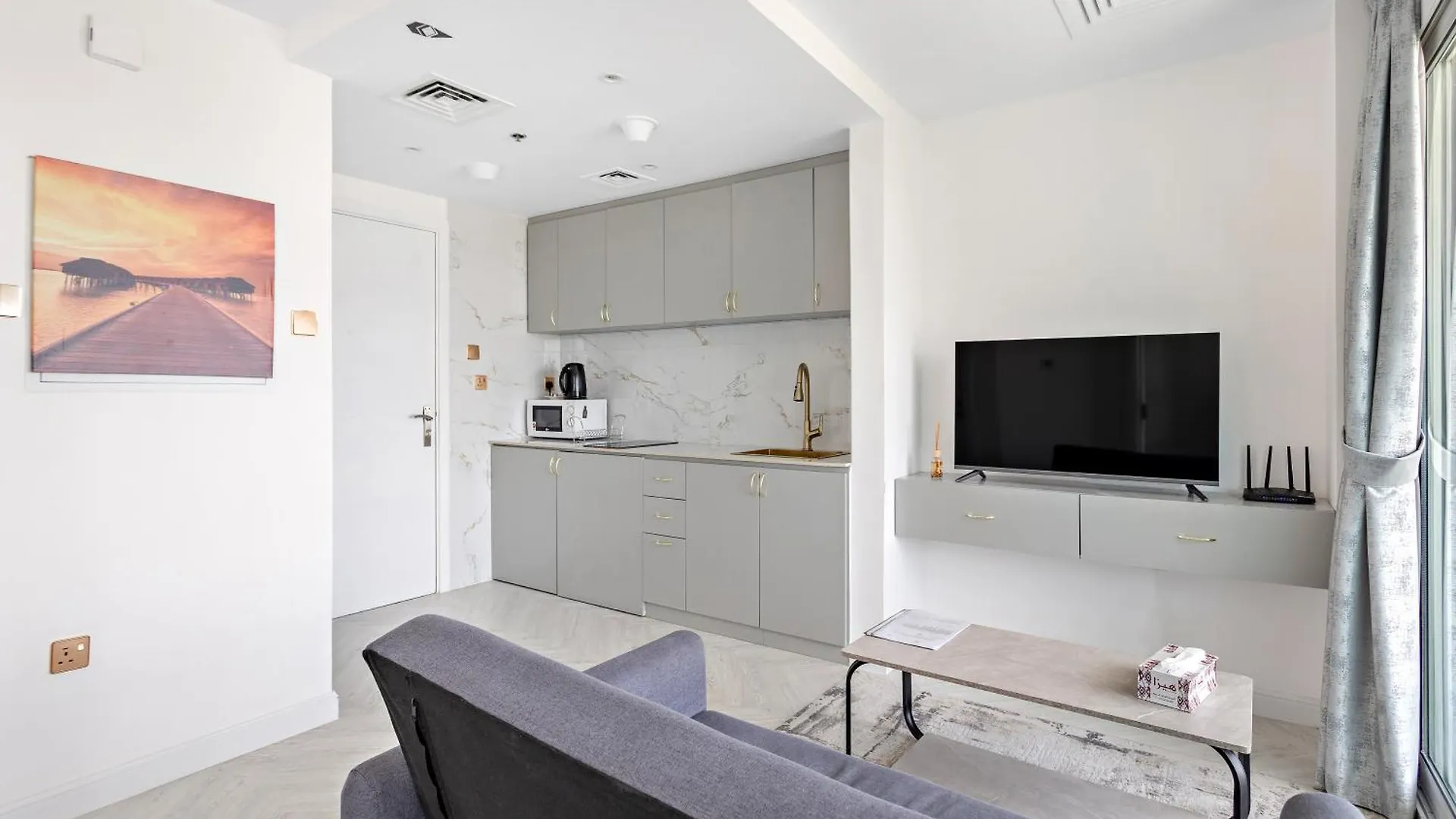 Elegant Studio With A View Dubaj Apartmán